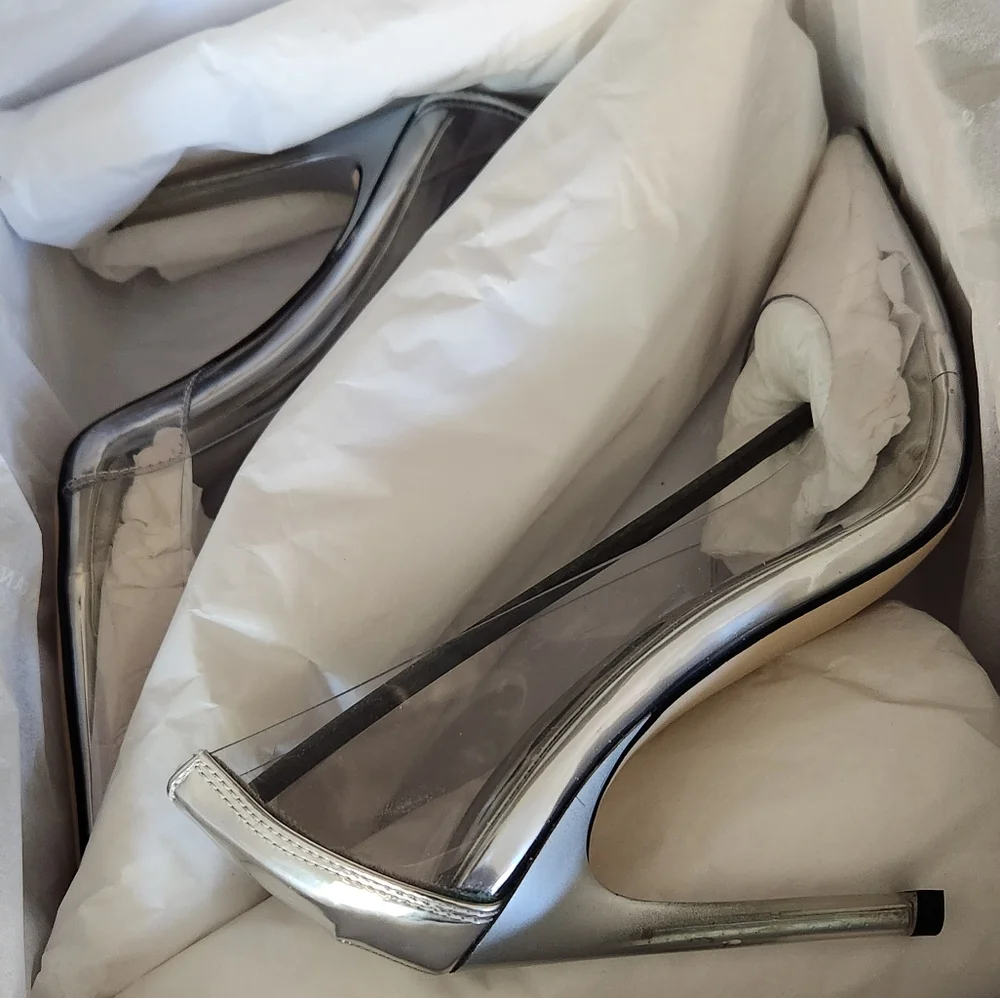 New! GOOD AMERICAN- Cinder-F*cking Rella Glass Pumps - Glass 002 - Size 6.5 - Picture 8 of 10